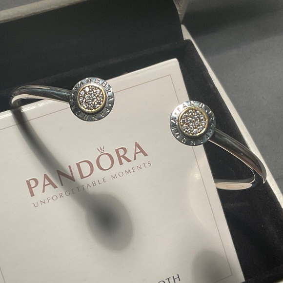 Pandora two tone logo bracelet 14k gold and silver - Picture 2 of 7